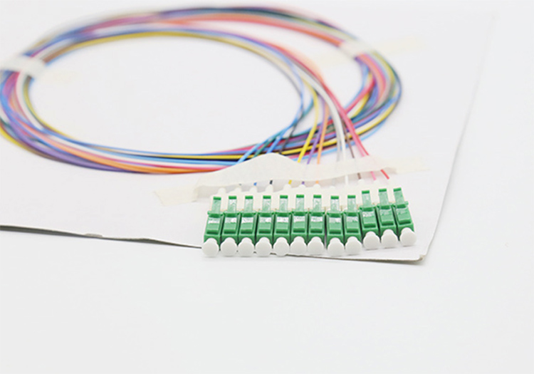 Dây hàn cáp quang Singlemode LC/APC Dây hàn cáp quang Singlemode LC/APC