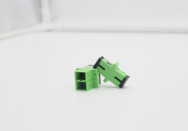 Adapter quang SC chuẩn APC Adapter quang SC chuẩn APC