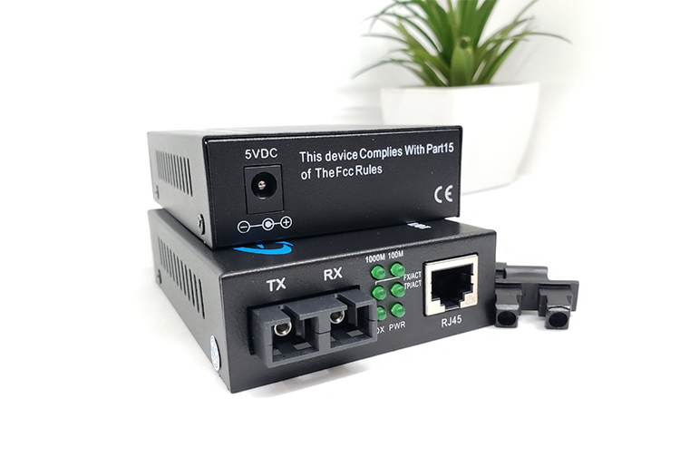 Thiết kế hoàn hảo của Converter 2 sợi Multimode HHD-220-2 G-NET