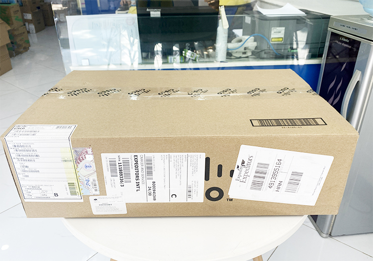 Cisco C1000-24T-4G-L Cisco C1000-24T-4G-L