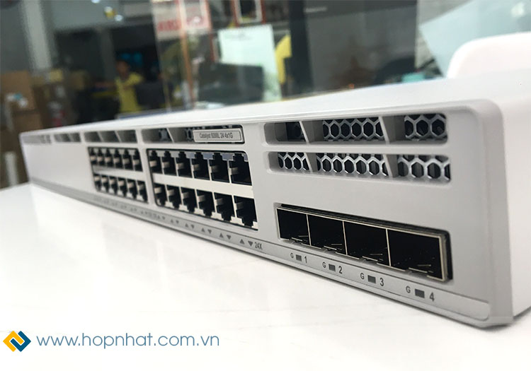 Switch Cisco C9200L-24T-4G-E