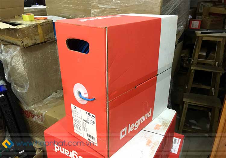 Thùng cáp mạng Cat6 UTP LSZH hãng Legrand