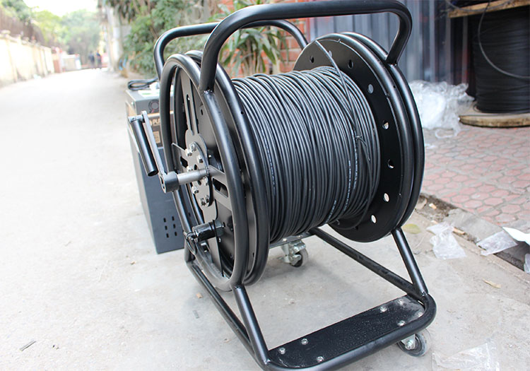 Cáp quang dã chiến Multimode hãng Viettel Cáp quang dã chiến Multimode hãng Viettel