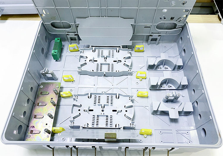 hộp phối quang ODF 96FO vỏ nhựa ngoài trời