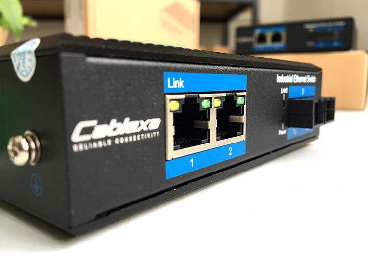 Thiết kế đẹp mắt của converter công nghiệp IES7210-2E1FX-CA Cablexa Thiết kế đẹp mắt của converter công nghiệp IES7210-2E1FX-CA Cablexa