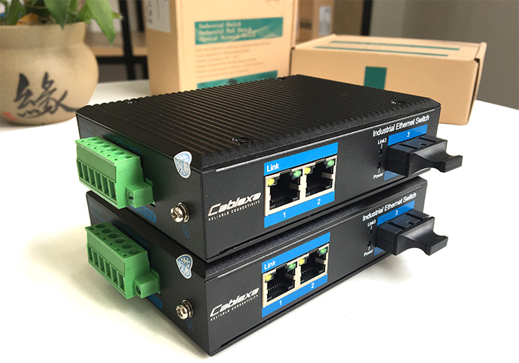 Converter quang công nghiệp 10/100 IES7210-2E1FX-CA Converter quang công nghiệp 10/100 IES7210-2E1FX-CA