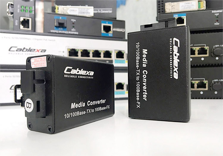 Converter quang 10/100Mbps FMC-100-M-CA