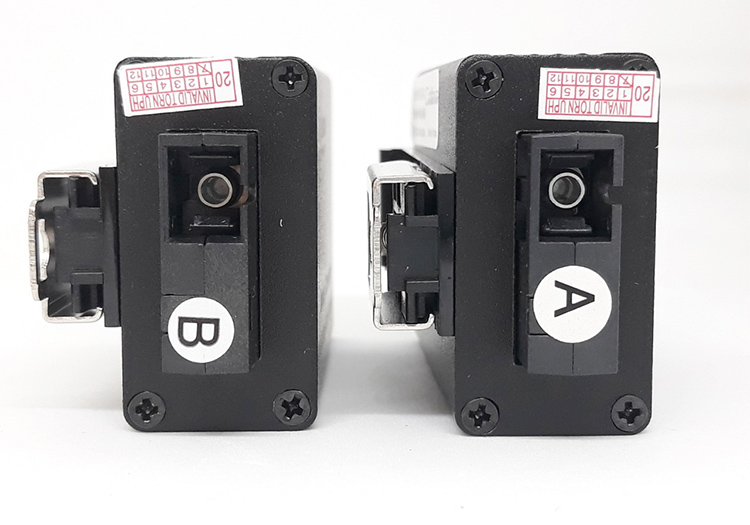 bộ chuyển đổi quang điện FMC-100-GE-M-CA Cablexa bộ chuyển đổi quang điện FMC-100-GE-M-CA Cablexa