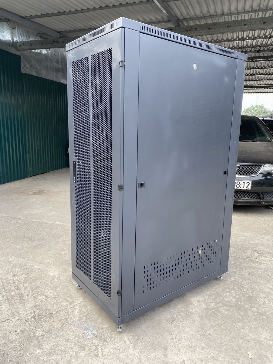 Tủ rack 32U D1000 hãng UNIRACK Tủ rack 32U D1000 hãng UNIRACK