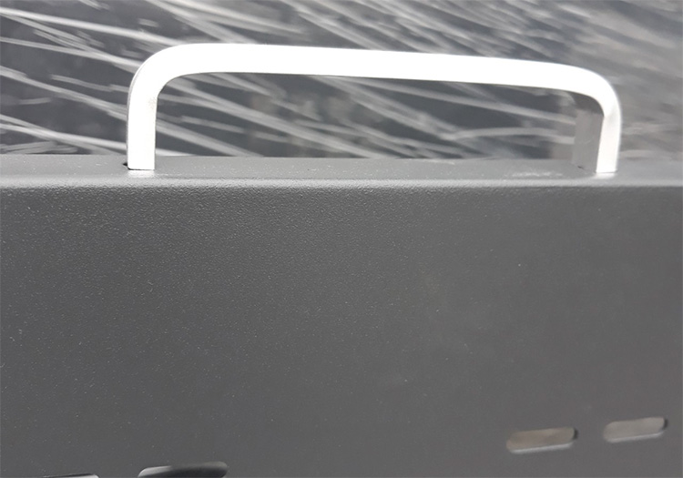 Tay cầm khay trượt tủ rack D600