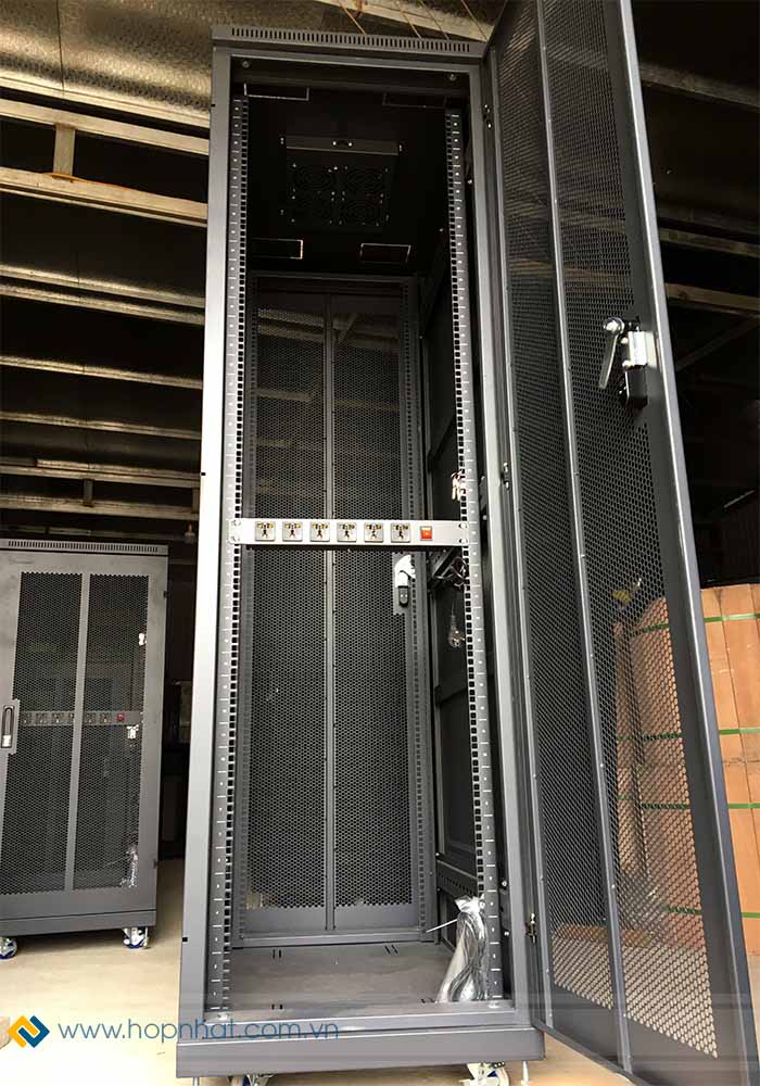 tủ rack 42U D1000 tủ rack 42U D1000