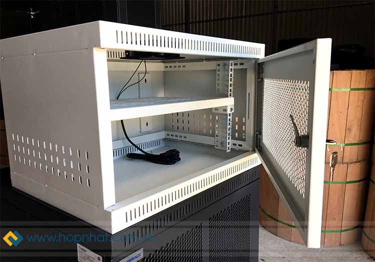 Thiết kế tủ rack 6U D400 màu trắng Thiết kế tủ rack 6U D400 màu trắng