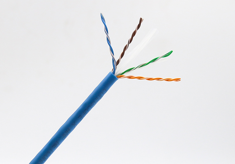 Cáp mạng Cat6 CommScope chất liệu lõi đồng nguyên chất