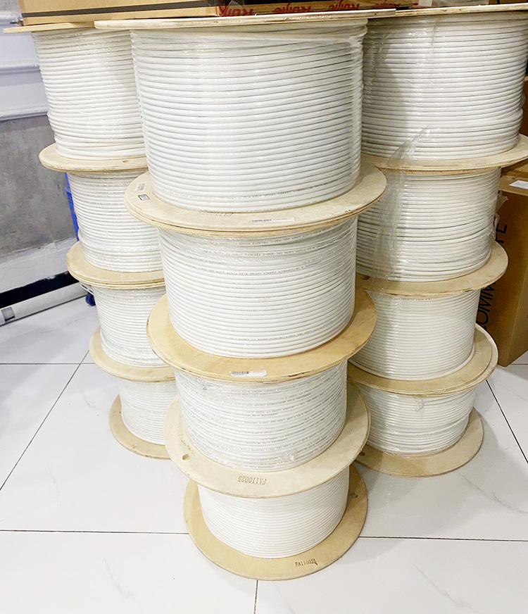 Dây cáp mạng Cat6A CommScope chống nhiễu