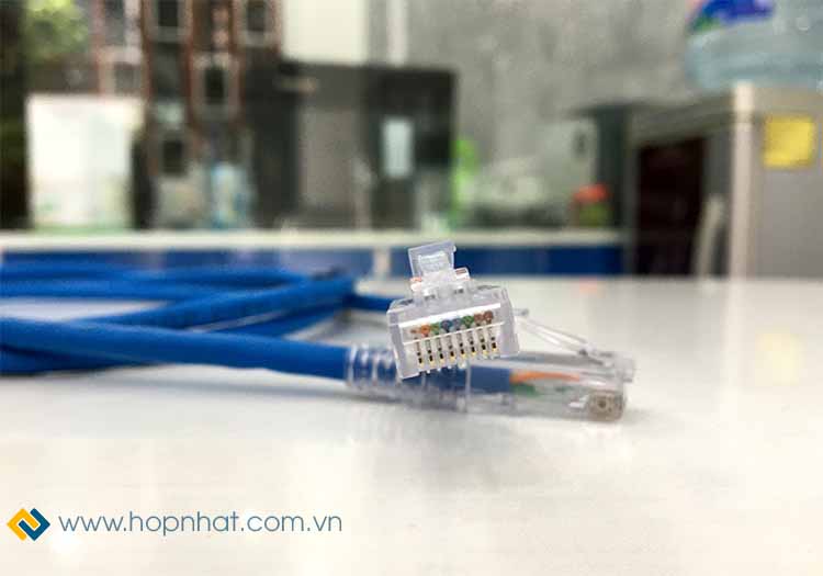 Điểm tiếp xúc đồng ở 8 chân đồng trên dây nhảy Cat5e