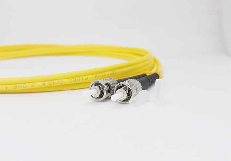 Đầu nối ST trên dây nhảy Singlemode FC ST Đầu nối ST trên dây nhảy Singlemode FC ST