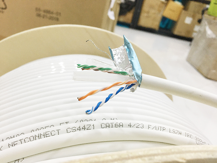 Dây cáp mạng Commscope Cat6 FTP chính hãng