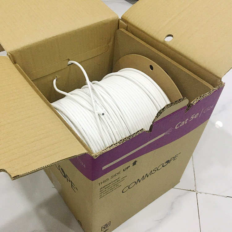 Dây cáp mạng Commscope Cat5e FTP