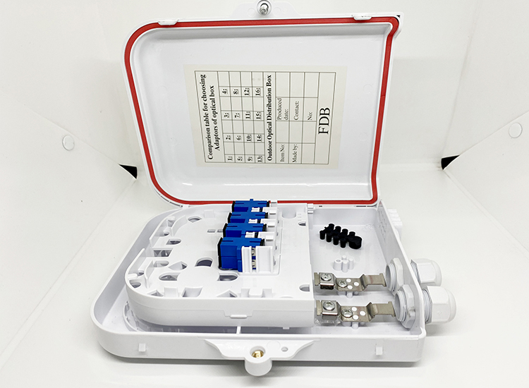 Hộp phối quang ODF quang 8FO vỏ nhựa ngoài trời hãng KCO