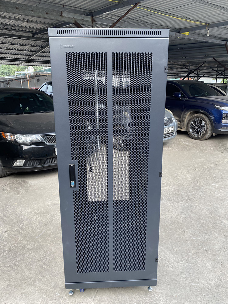 Tủ rack 36U D1000 hãng UNIRACK Tủ rack 36U D1000 hãng UNIRACK