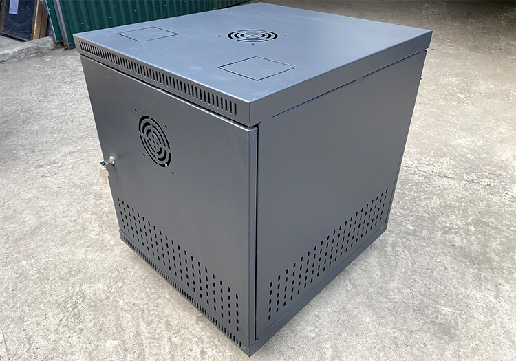 tủ rack 12U