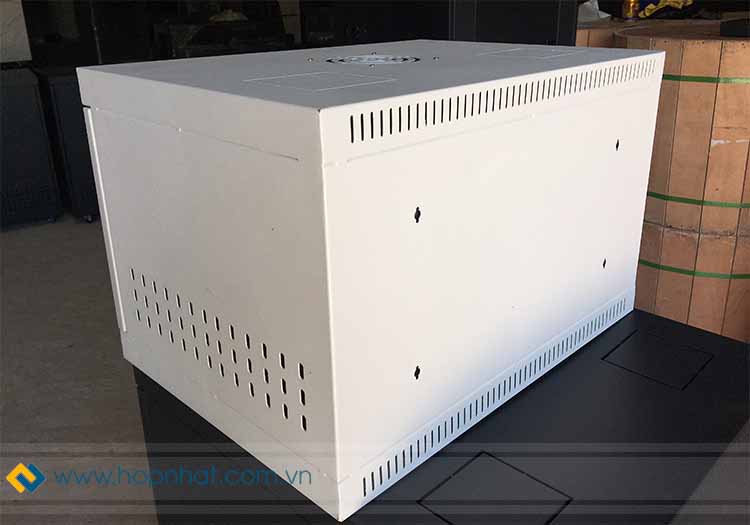 Mặt sau tủ rack 6U màu trắng cửa lưới Mặt sau tủ rack 6U màu trắng cửa lưới