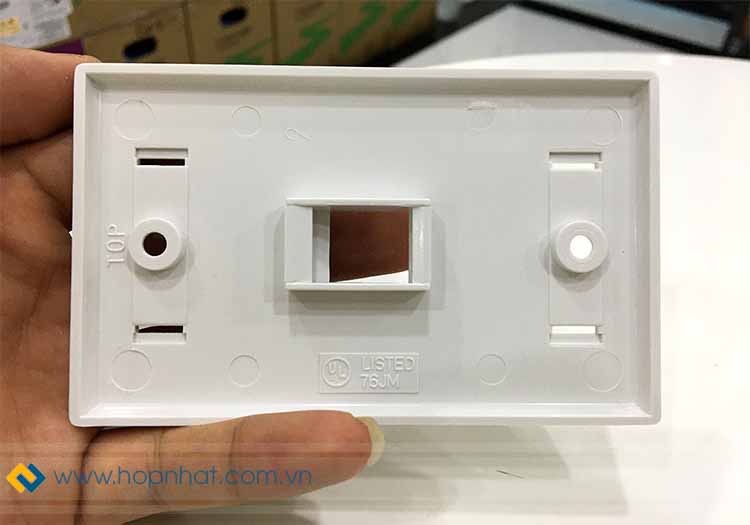 Wall Plate 1 cổng hãng Legrand