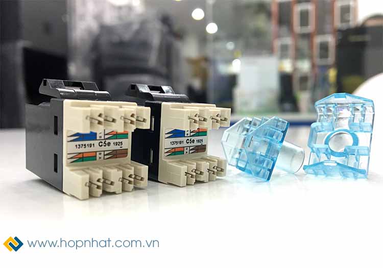 Patch Panel Cat5e 48 Port hãng AMP