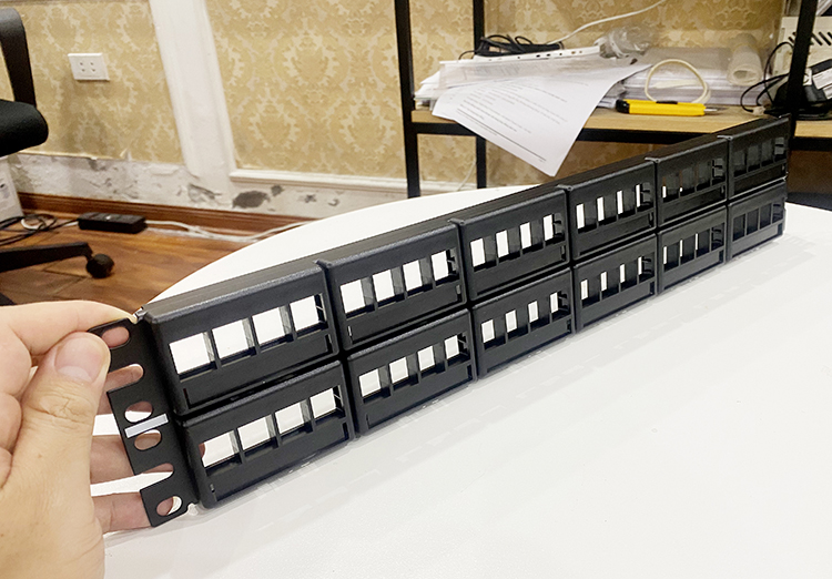 Patch Panel 48 Ports Panduit NetKey NKFPL48 Cat6, Cat6A Patch Panel 48 Ports Panduit NetKey NKFPL48 Cat6, Cat6A