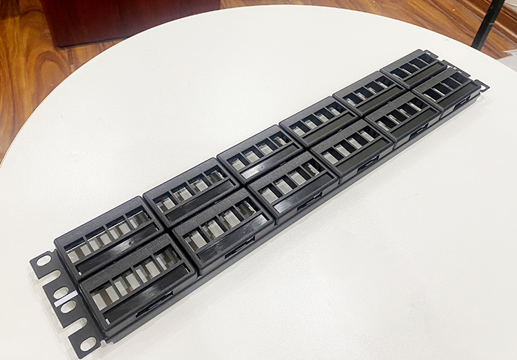 Patch Panel 48 Ports Panduit NetKey NKFPL48 Cat6, Cat6A Patch Panel 48 Ports Panduit NetKey NKFPL48 Cat6, Cat6A
