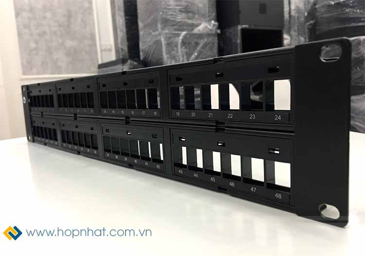 Patch Panel chất lượng tốt hãng COMMSCOPE AMP Patch Panel chất lượng tốt hãng COMMSCOPE AMP