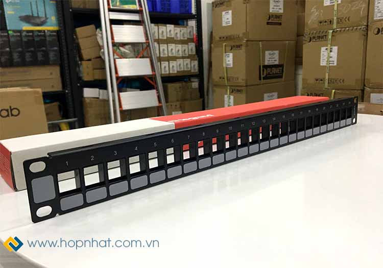 Patch Panel 24 Port chính hãng Legrand