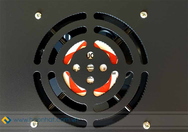 Tủ rack 6U D400 màu đen