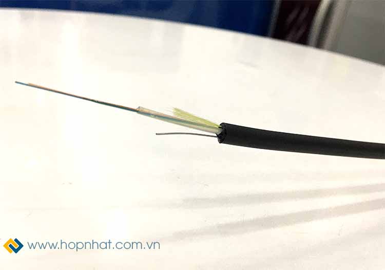 Cáp quang 4FO luồn cống