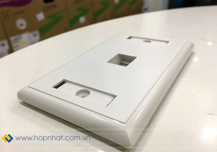 Wall Plate 1 cổng hãng Legrand