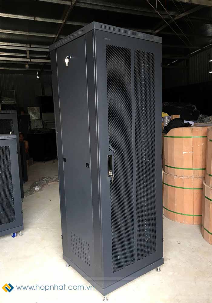 Tủ rack 36U D600
