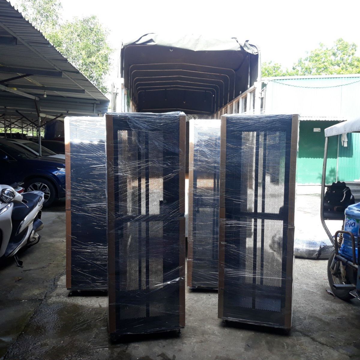 Tủ rack 36U D1000 Tủ rack 36U D1000