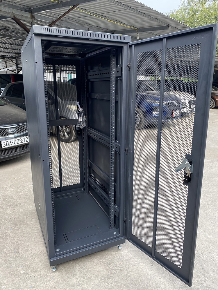 Tủ rack 36U D1000 UNIRACK chất lượng, giá tốt Tủ rack 36U D1000 UNIRACK chất lượng, giá tốt