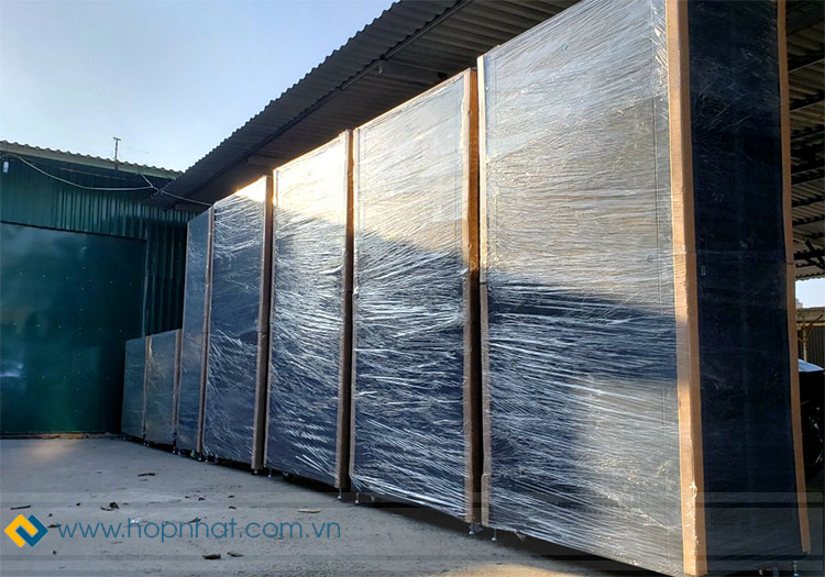 Tủ rack được đóng gói vận chuyển tới cho khách hàng Tủ rack được đóng gói vận chuyển tới cho khách hàng