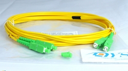 Sự khác nhau giữa dây nhảy chuẩn UPC và APC