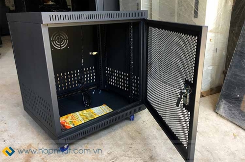 Tủ rack 10U UNIRACK có gì đặc biệt?