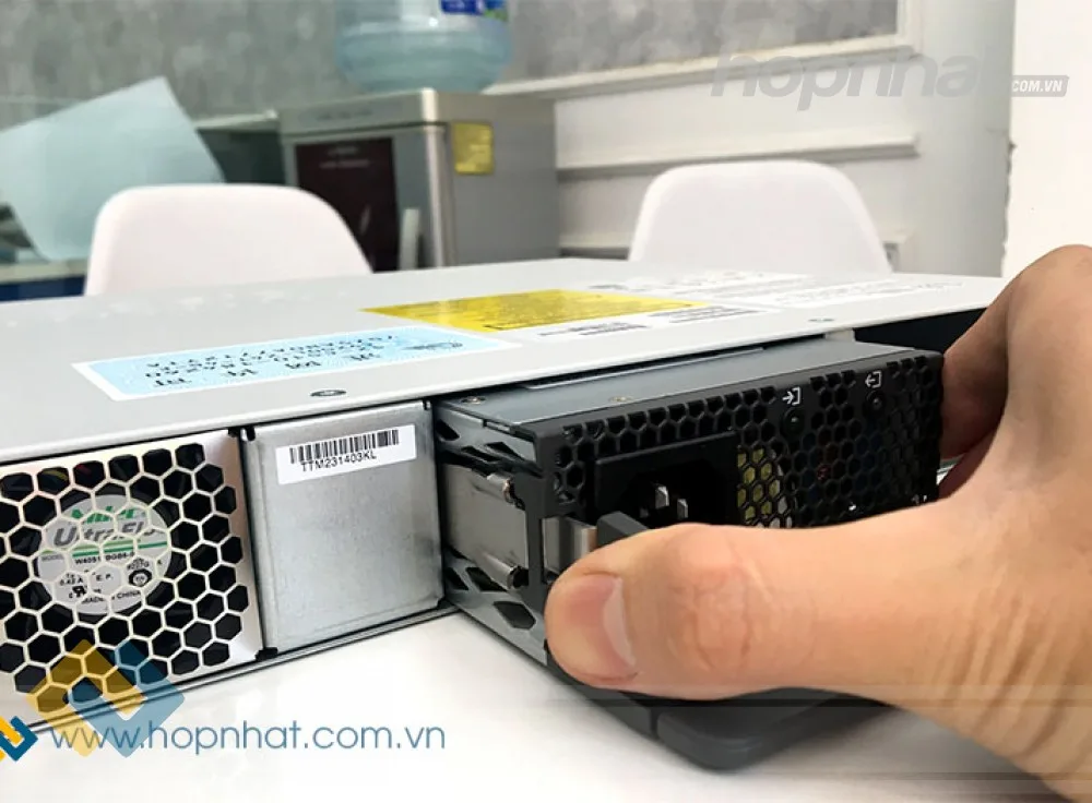 Switch Cisco C9200L-24T-4G-E