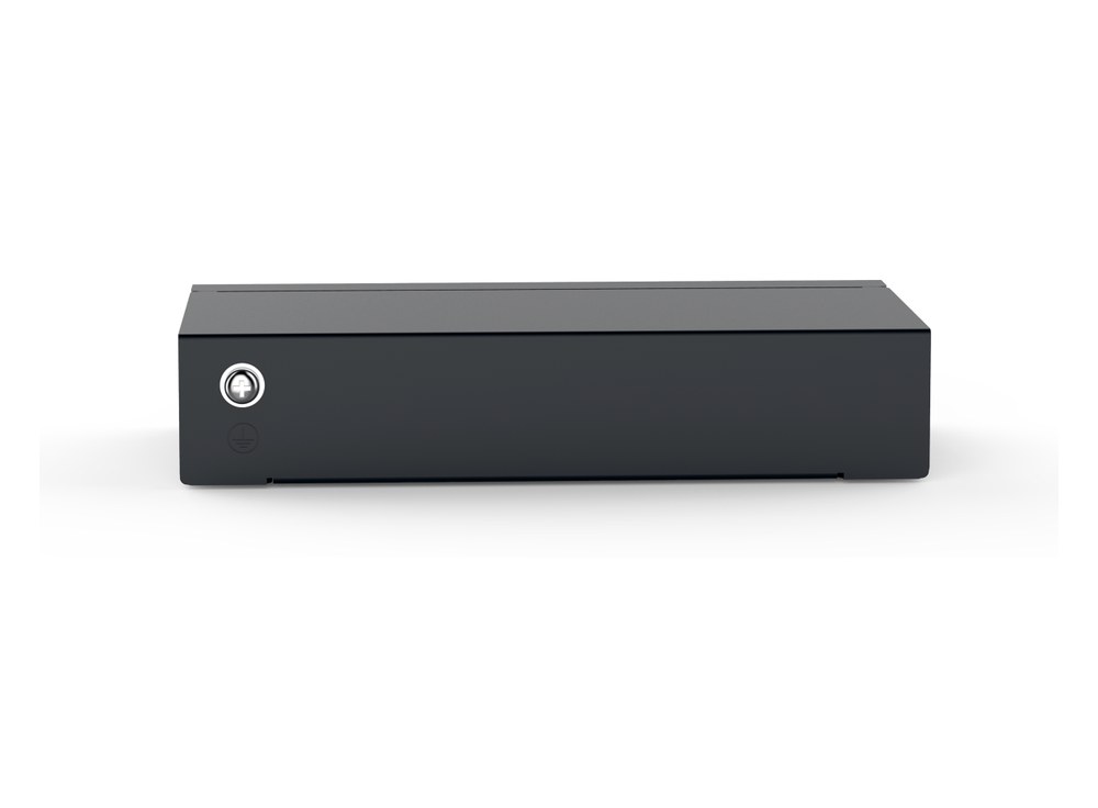 Mặt sau RG-ES105GD với lỗ tiếp đất