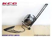 Ảnh thu nhỏ Dây quang dã chiến KCO quấn trên rulo có tay kéo và bánh xe, đầu dây kéo ra phía trước